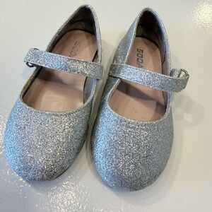 Soda Kids Sparkly Silver Flats